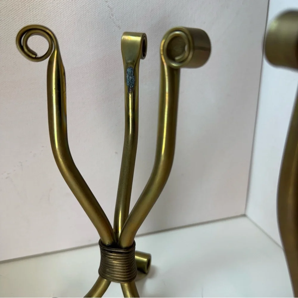 Set of 2 Elegant Brass Metal Stands or Object Holders MCM Pre-owned